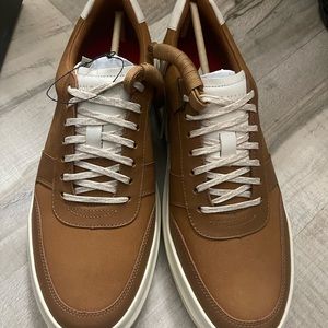Cole Haan golf shoe